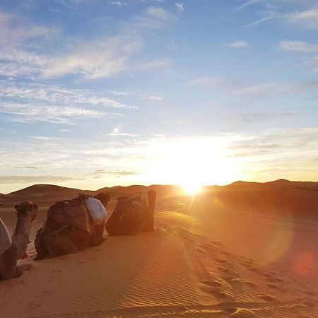 Les Roches Desert Camp Merzouga Exterior foto